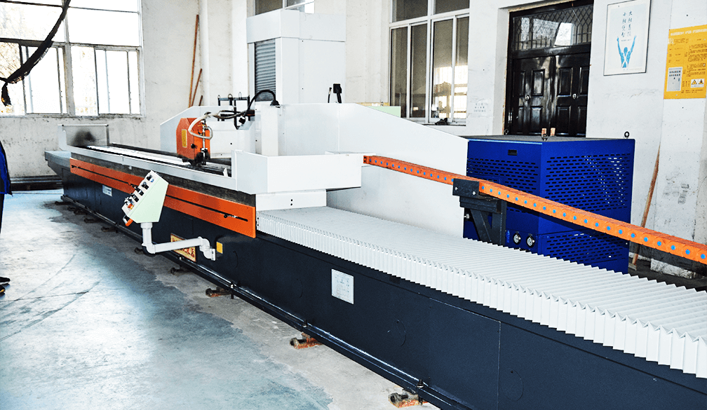 Máquina de pulir CNC 4M